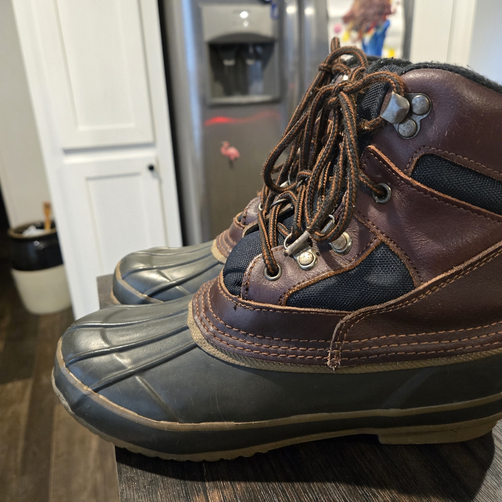 Unisex Lake N Trail Boots Waterproof Insulated Youth/men 6 Womens 8